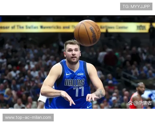 东契奇精准助攻内线扣篮得手,独行侠持续发力 东契奇精准助攻内线扣篮得手,独行侠持续发力