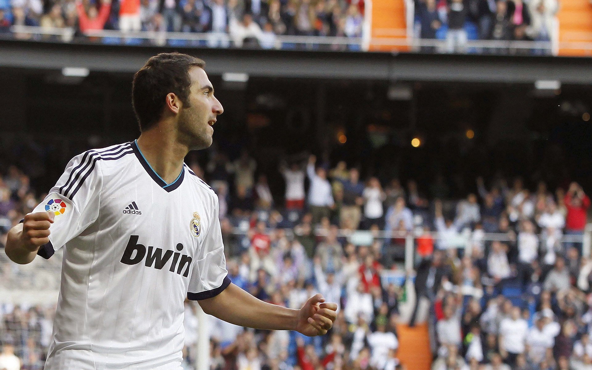 体育比赛最惊险瞬间